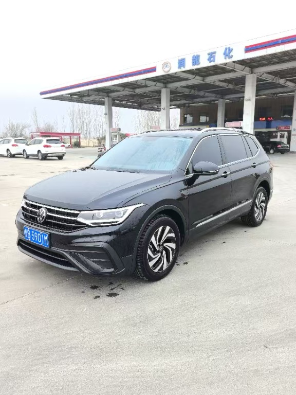 Volkswagen Tiguan L 2025 #5 Volkswagen Tiguan L 2025 car image #5