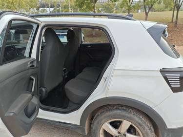 Volkswagen T-Cross 2023 car image #2