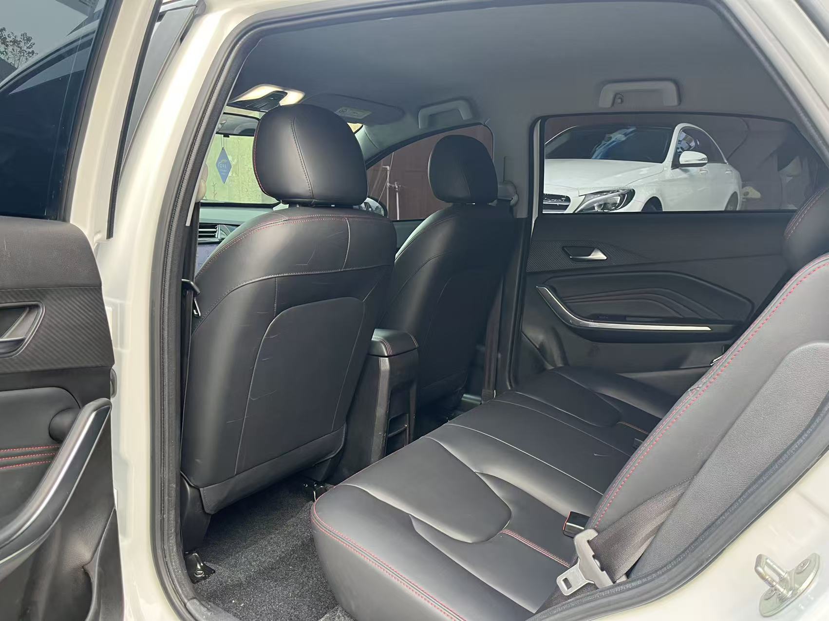 Chery Tiggo 3x 2024 car image #2