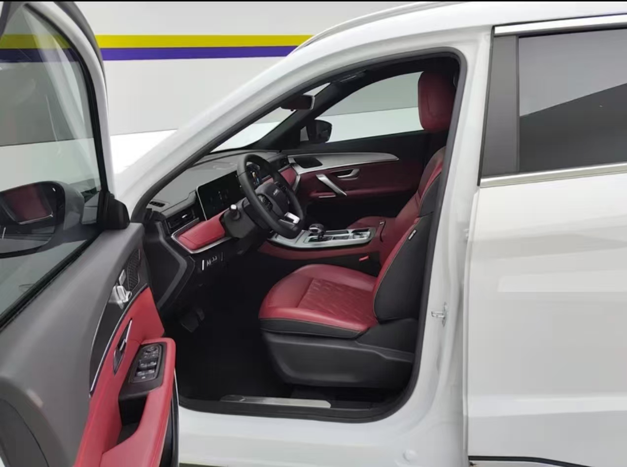 Jetour X70 PLUS 2024 car image #3