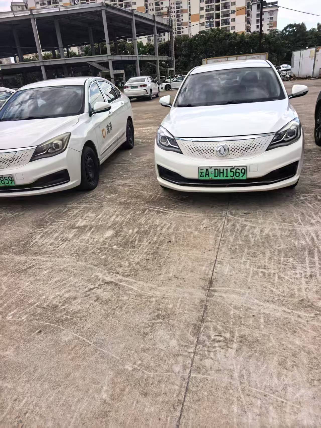 2022 car image #3