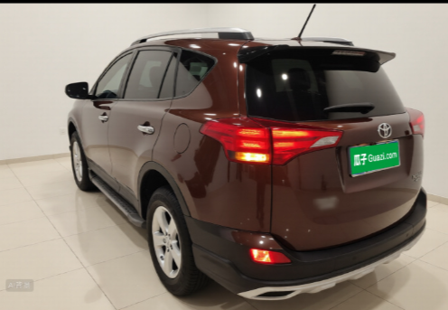 Toyota RAV4 2014 car image #3