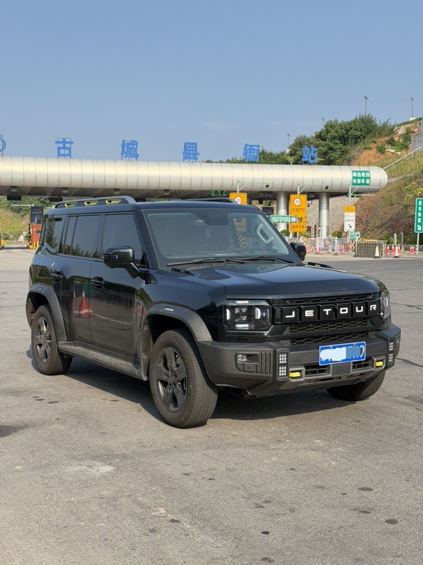 Jetour Traveller 2025 car image #9