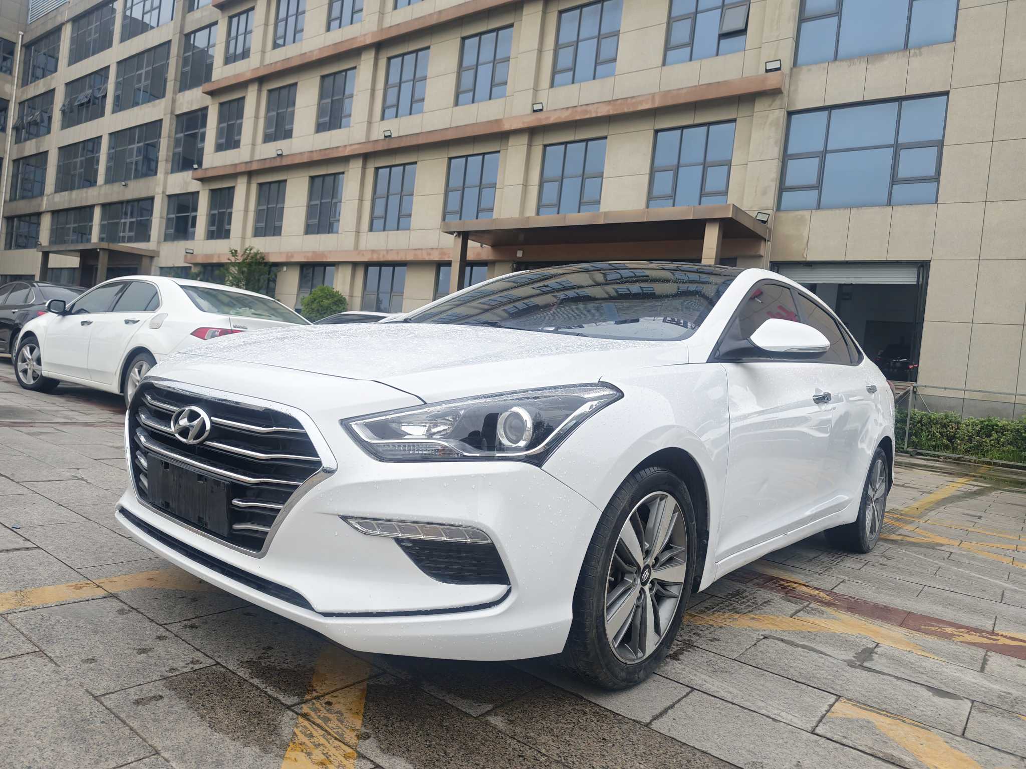 Hyundai Mistra 2017 #11 Hyundai Mistra 2017 صورة سيارة #11