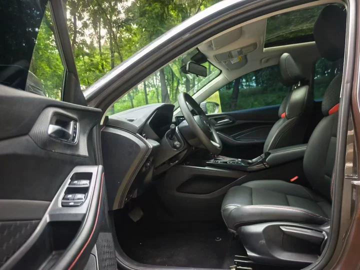 MG 5 2024 car image #5