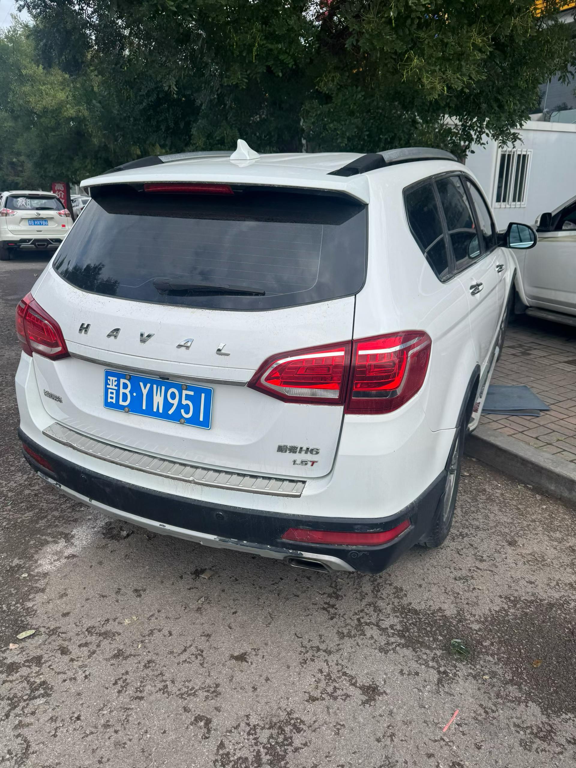 Haval H6 2014 #4 Haval H6 2014 car image #4