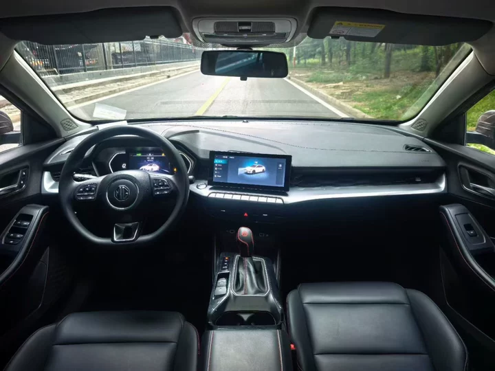MG 5 2024 car image #2