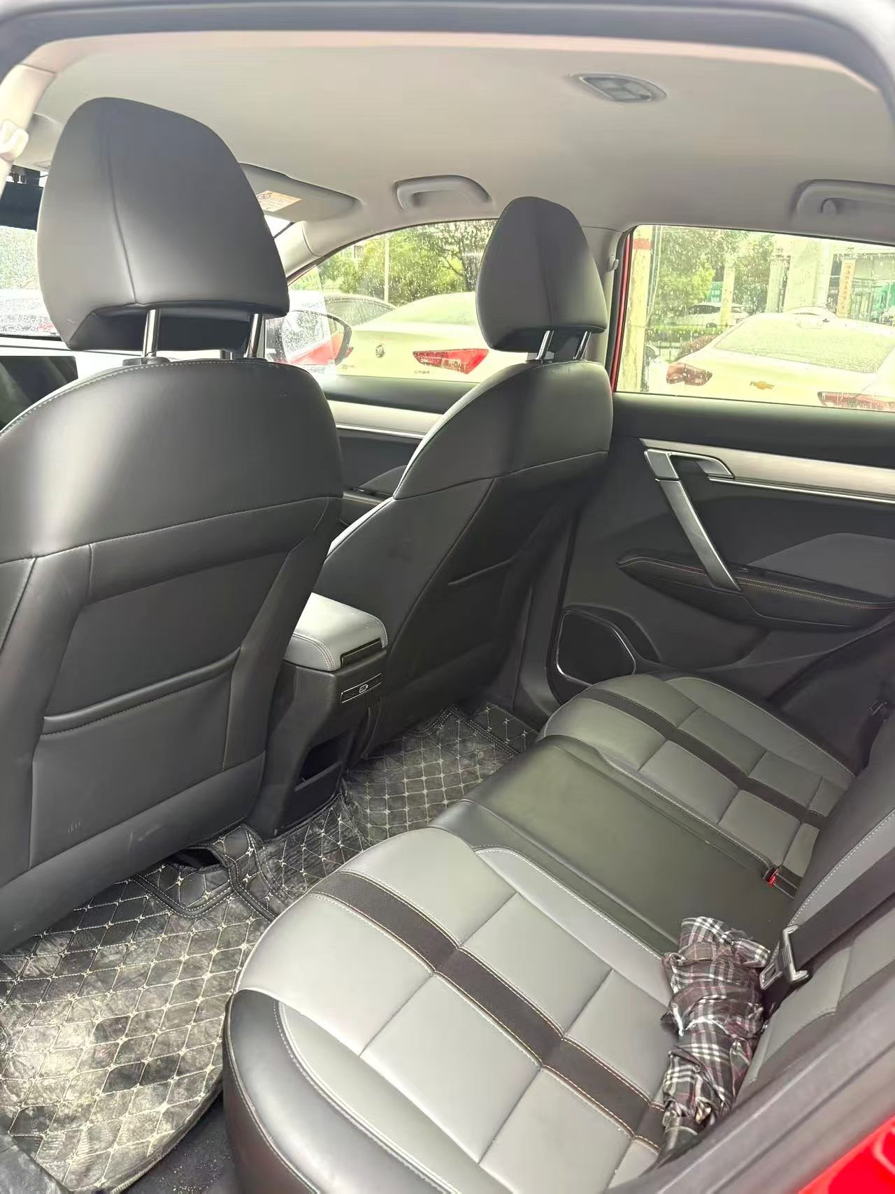 GEELY Coolray 2023 imagen de coche #7