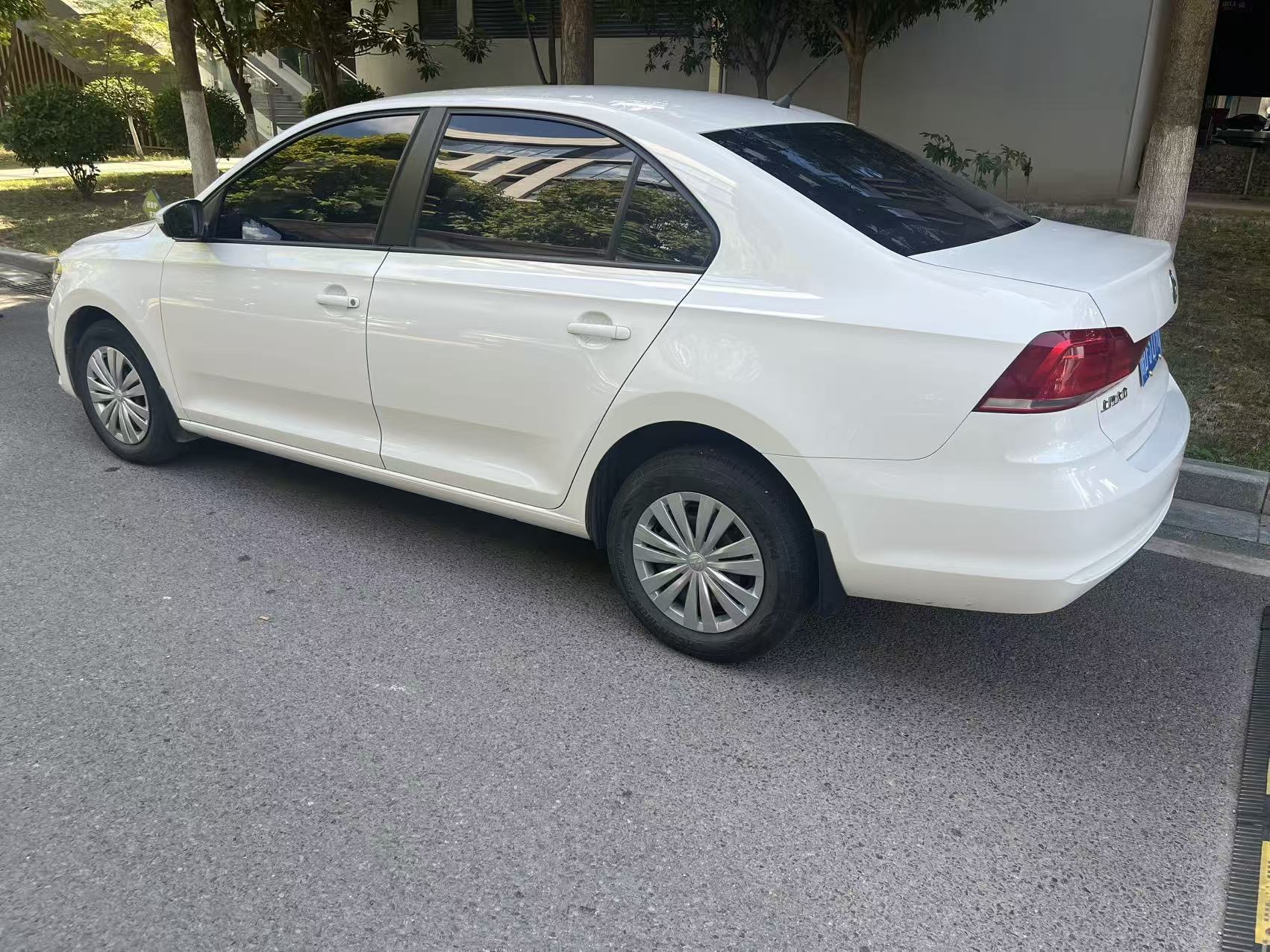 Volkswagen Santana 2023 car image #5
