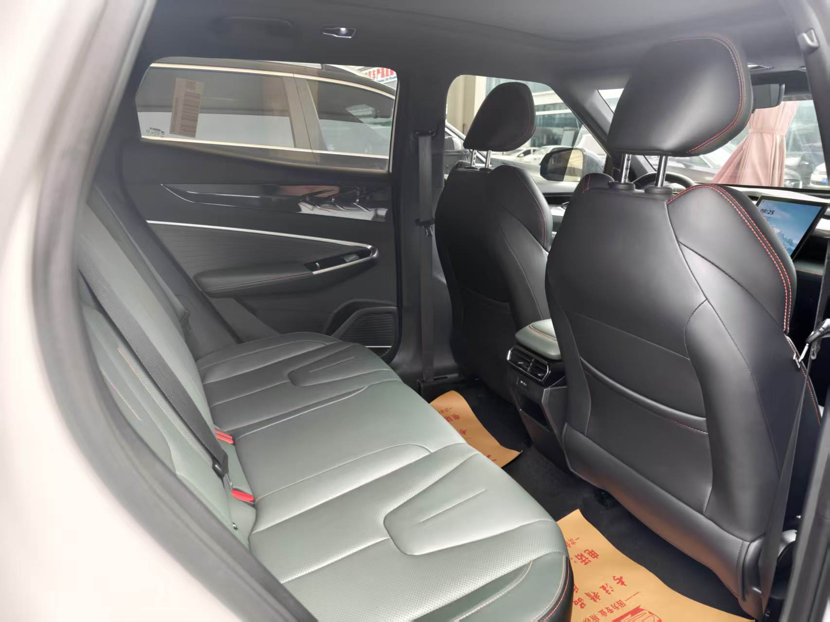 GEELY Boyue 2024 car image #3