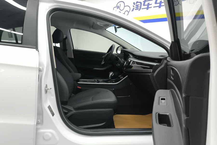 Chery Arrizo 5 2023 #4 Chery Arrizo 5 2023 car image #4
