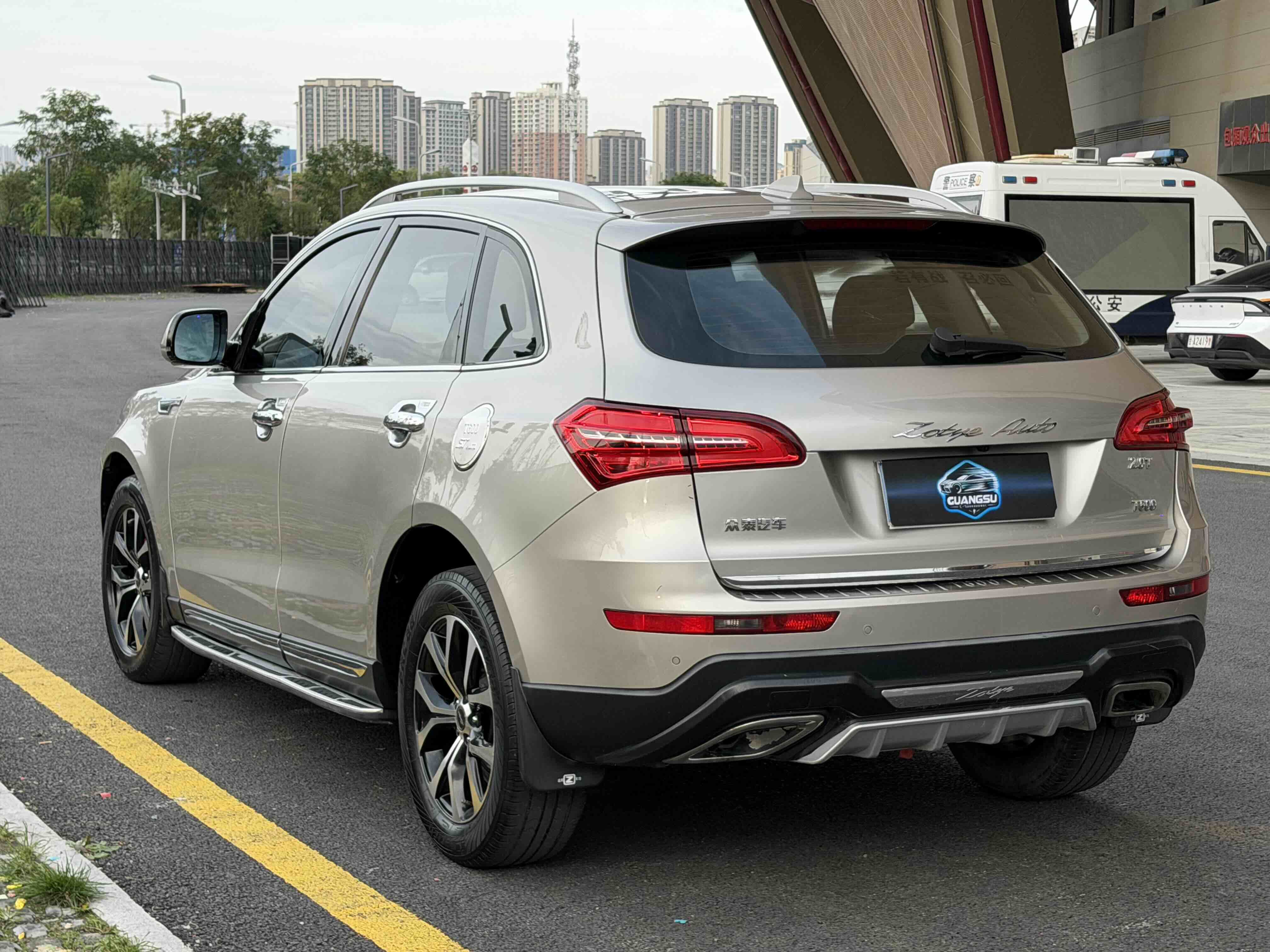 Zotye 2017 car image #2