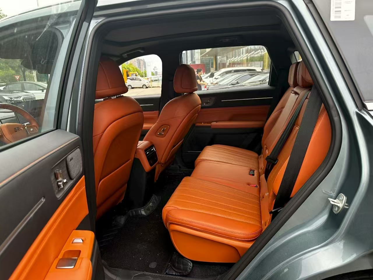 Jetour X70L 2025 car image #8