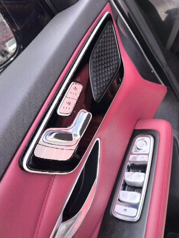 Jetour X70 PLUS 2024 #5 Jetour X70 PLUS 2024 car image #5