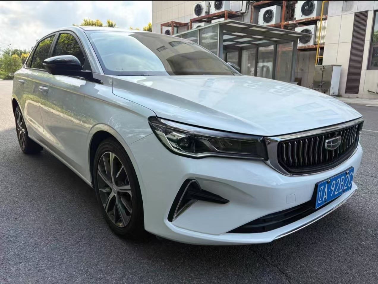 GEELY Emgrand 2023 #6 GEELY Emgrand 2023 car image #6