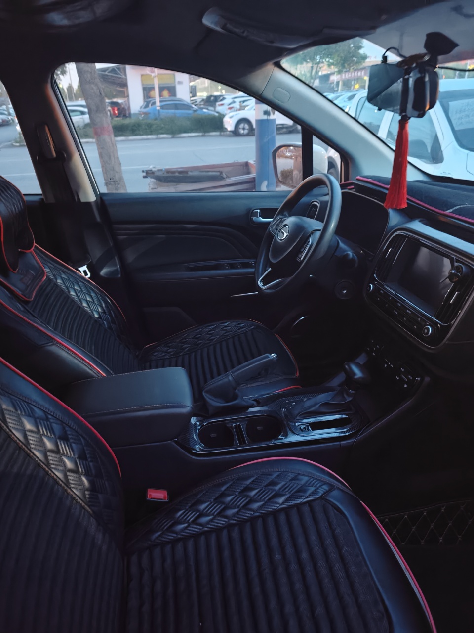 GAC Trumpchi GS3 2018 car image #2