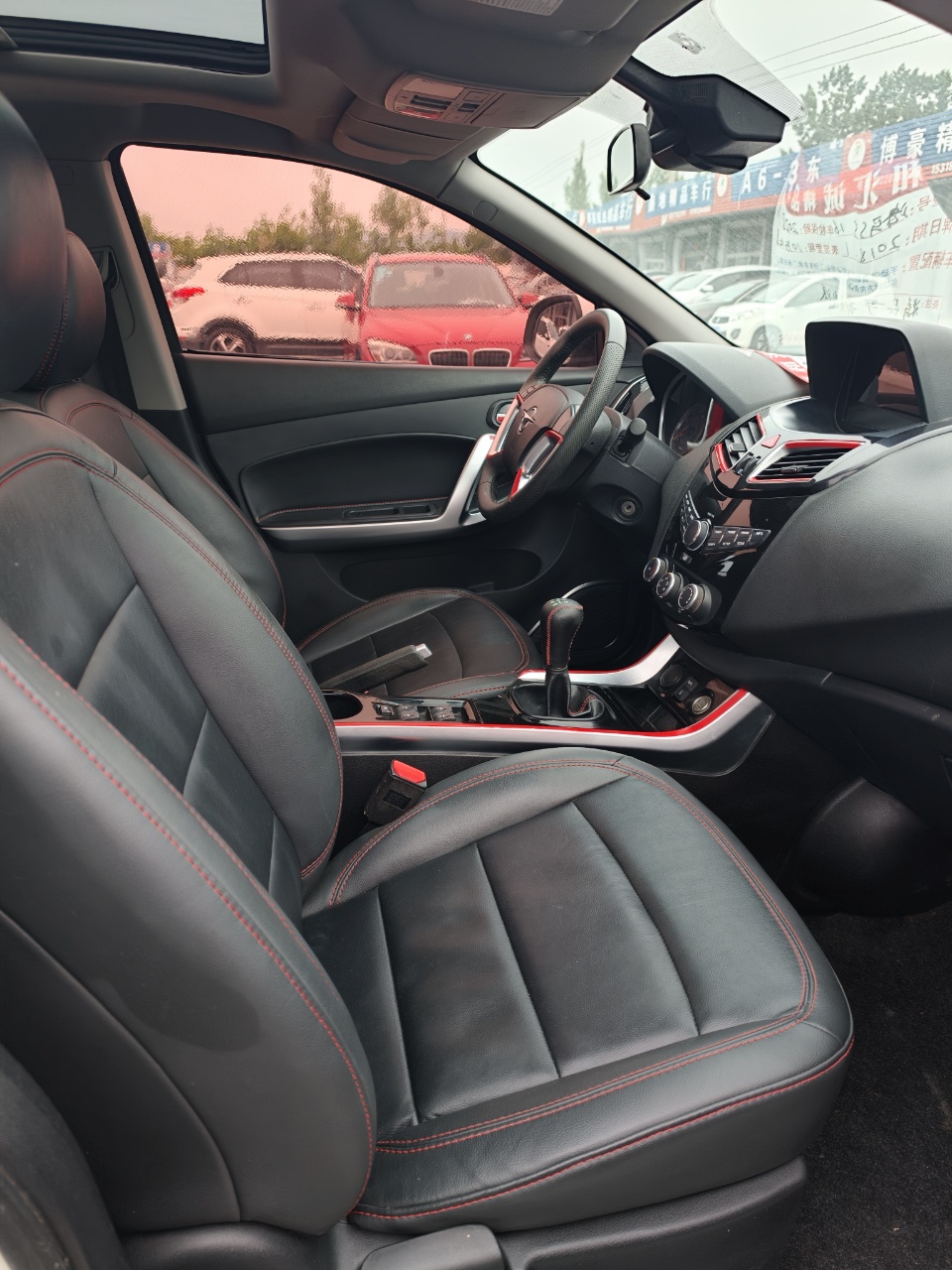 2018 car image #4