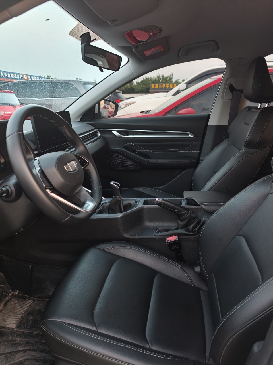 GEELY Emgrand 2024 car image #8
