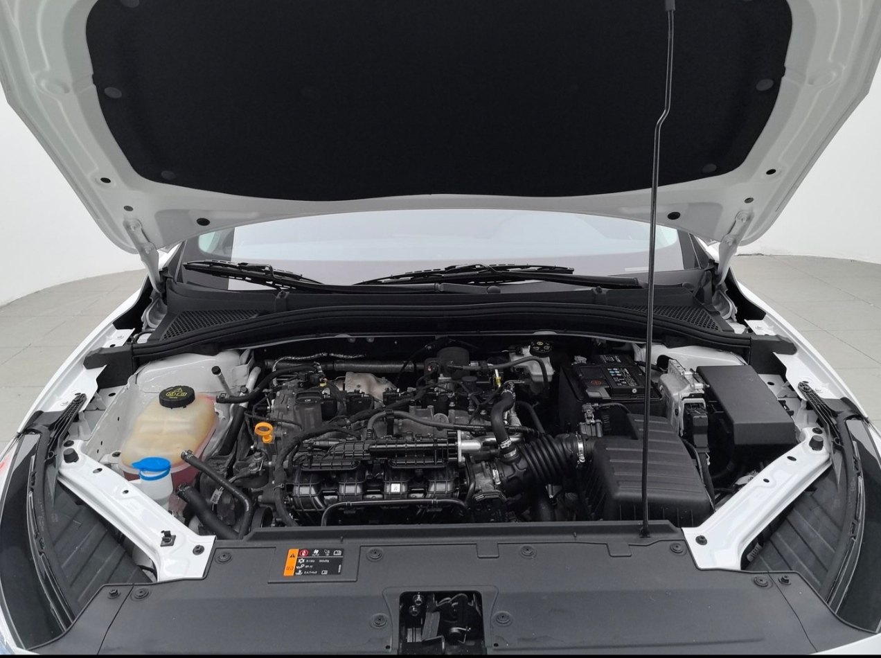 MG 5 2025 car image #4