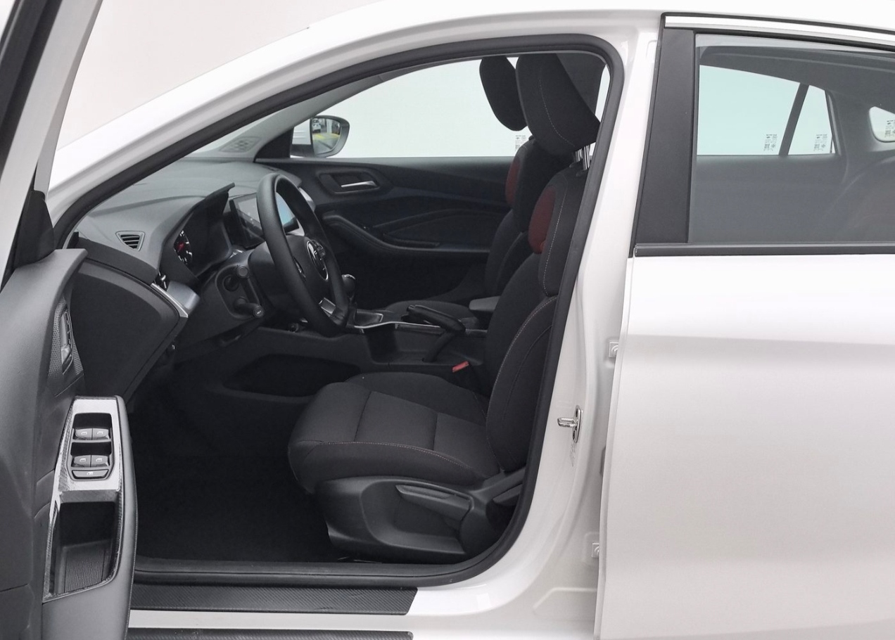 MG 5 2025 car image #6