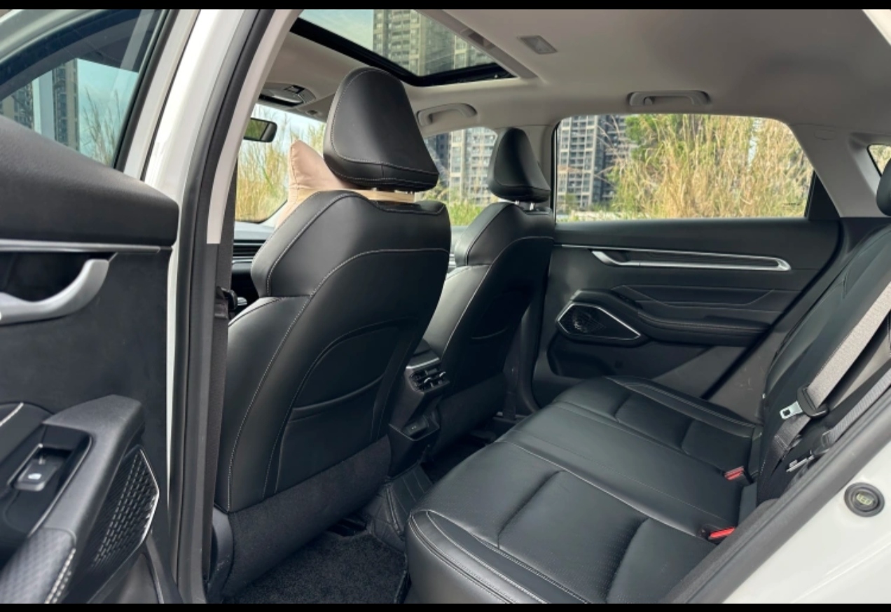 GEELY Emgrand 2022 #3 GEELY Emgrand 2022 car image #3