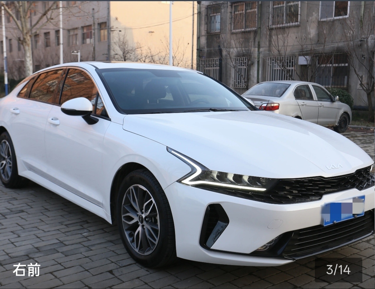 Kia K5 2024 汽车图片 