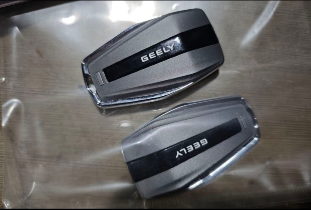 GEELY Coolray 2023 imagen de coche #2