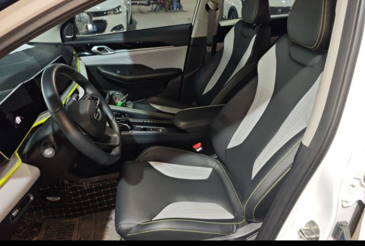 GEELY Coolray 2023 imagen de coche #4