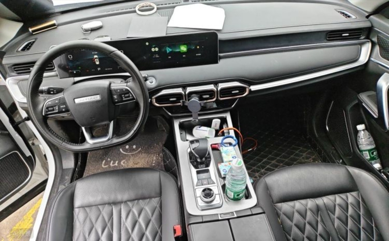 Jetour X70 PLUS 2024 #4 Jetour X70 PLUS 2024 car image #4