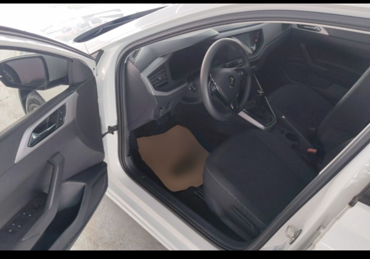 Volkswagen Polo 2023 car image #5