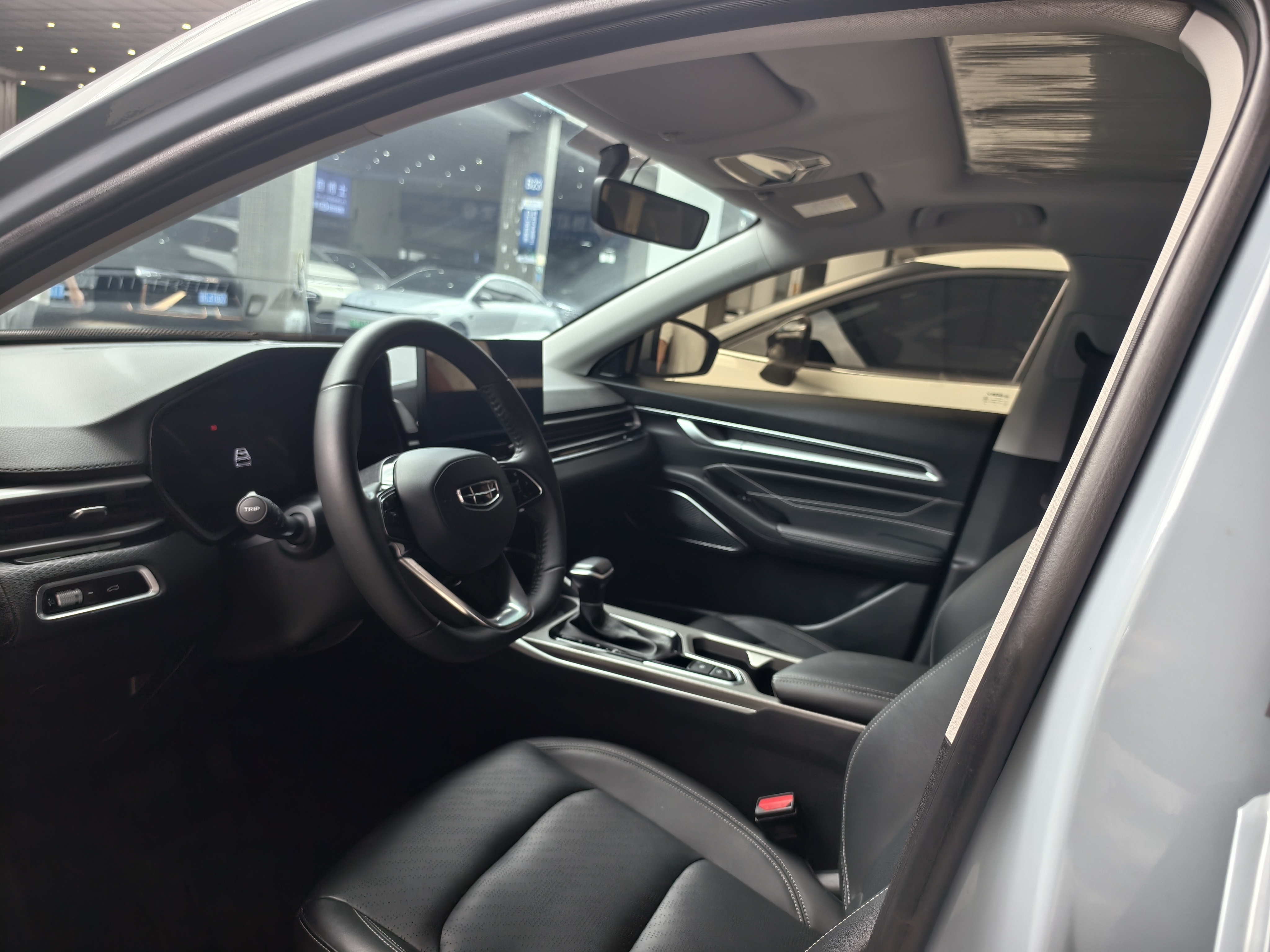 GEELY Emgrand 2023 car image #7