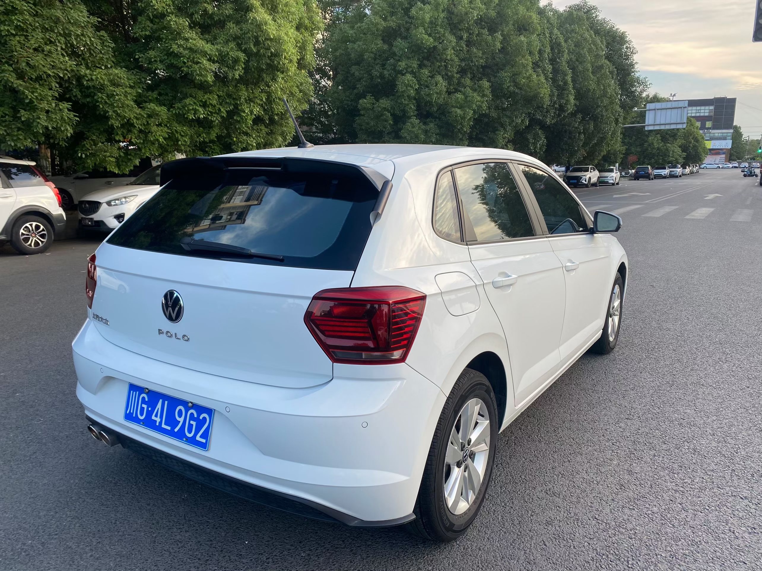 Volkswagen Polo 2023 car image #8