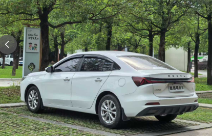 Roewe i5 2023 car image #6