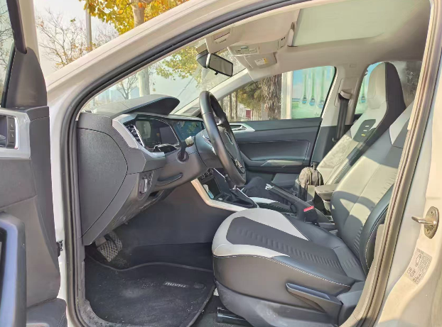 Volkswagen Polo 2023 car image #7