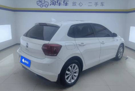Volkswagen Polo 2023 car image #2