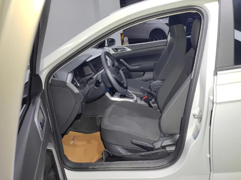 Volkswagen Polo 2023 car image #5