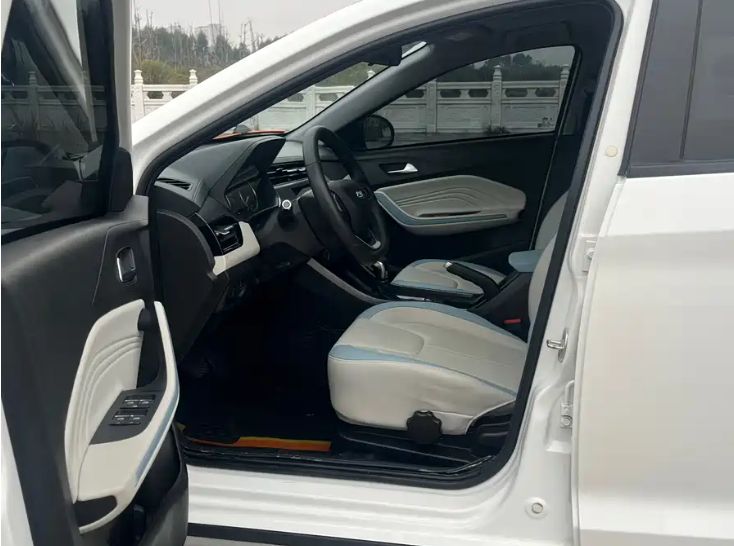 Chery Tiggo 3x 2023 صورة سيارة #2