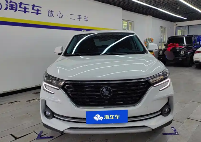 Forthing T5 2023 car image #5