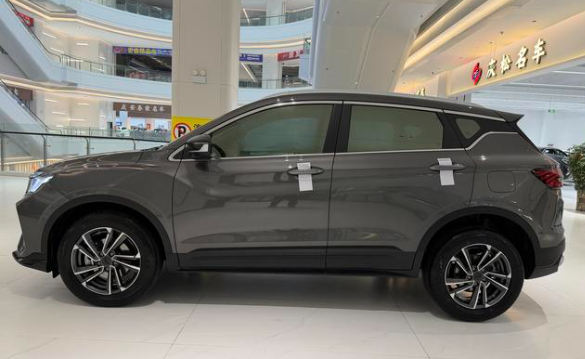 GEELY Coolray 2024 #4 GEELY Coolray 2024 car image #4