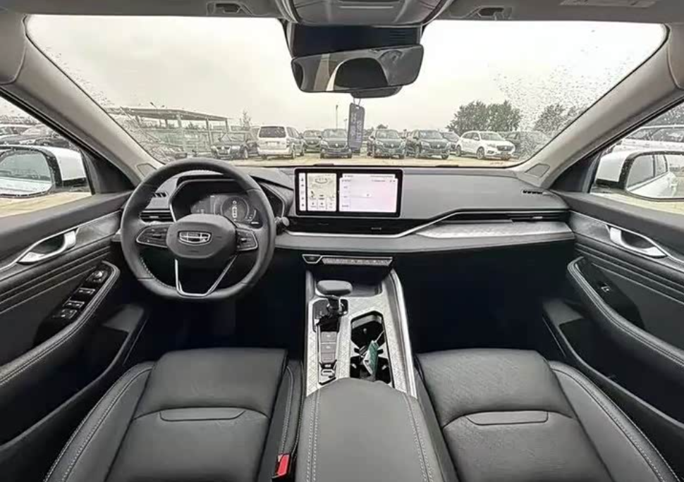 GEELY Preface 2023 image de voiture #4