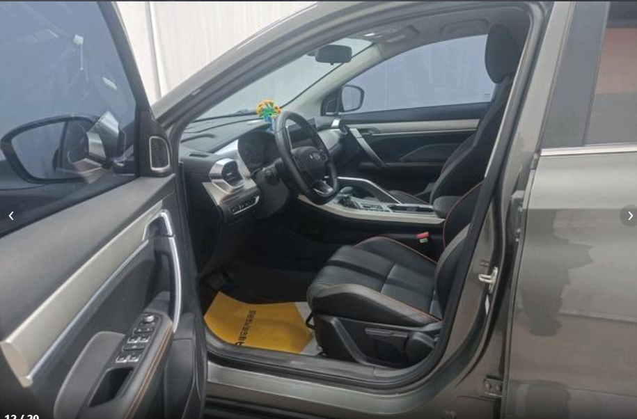 GEELY Coolray 2023 immagine di auto #3