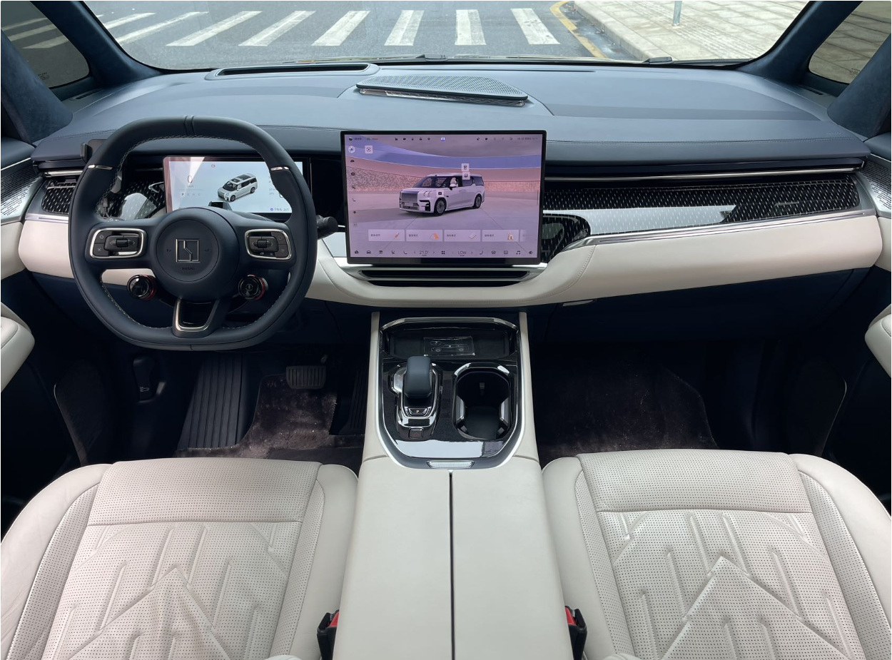 极氪 极氪009 2024 汽车图片 #7