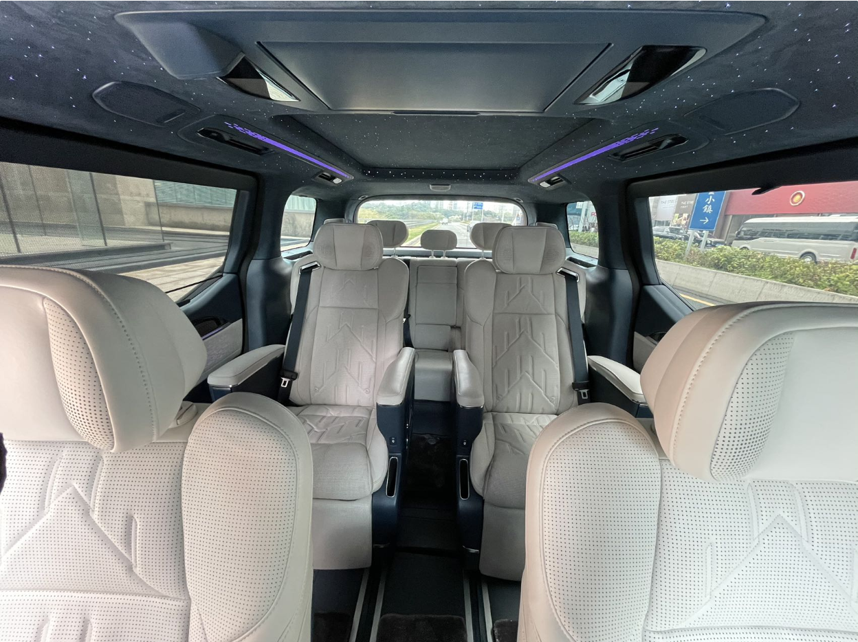 极氪 极氪009 2024 汽车图片 #5