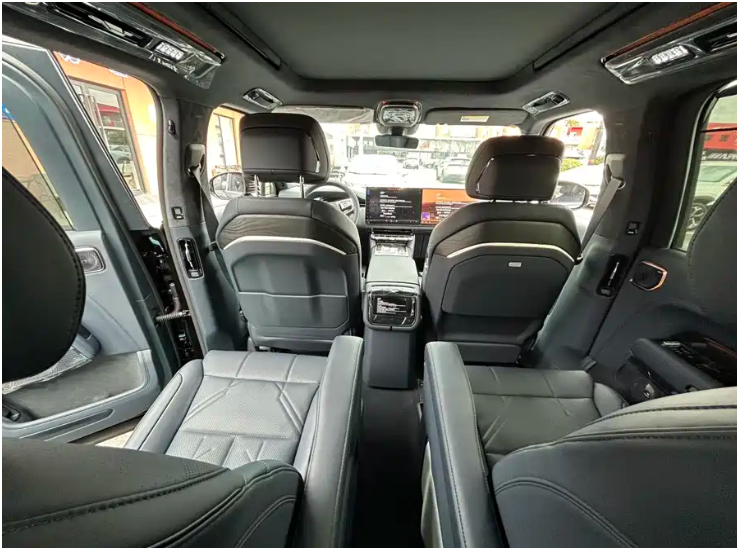 极氪 极氪9X 2025 汽车图片 #2