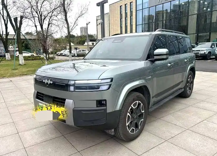 方程豹 钛7 2025 汽车图片 