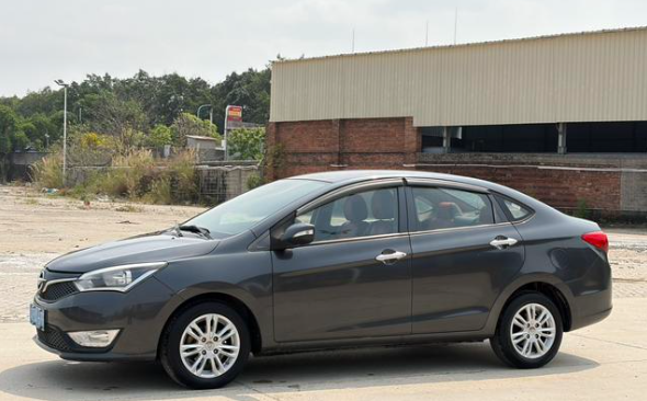 2016 car image 