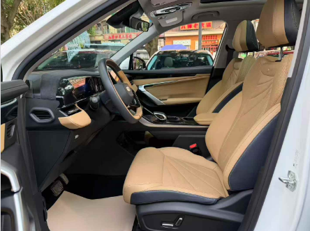 GEELY Boyue L 2023 car image #5