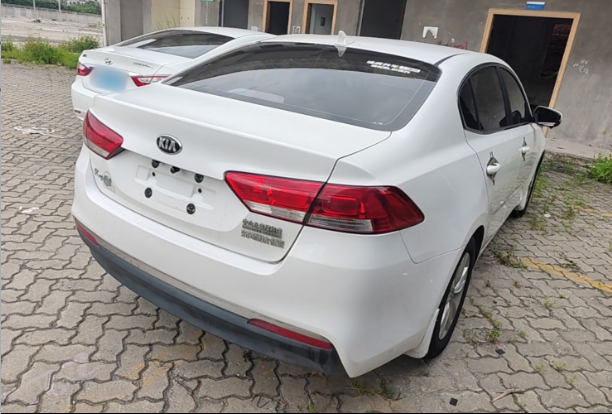Kia K4 2015 car image #8