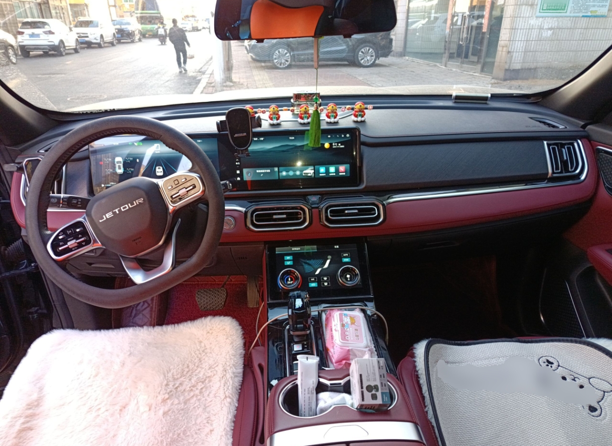 Jetour X70 PLUS 2024 #15 Jetour X70 PLUS 2024 car image #15