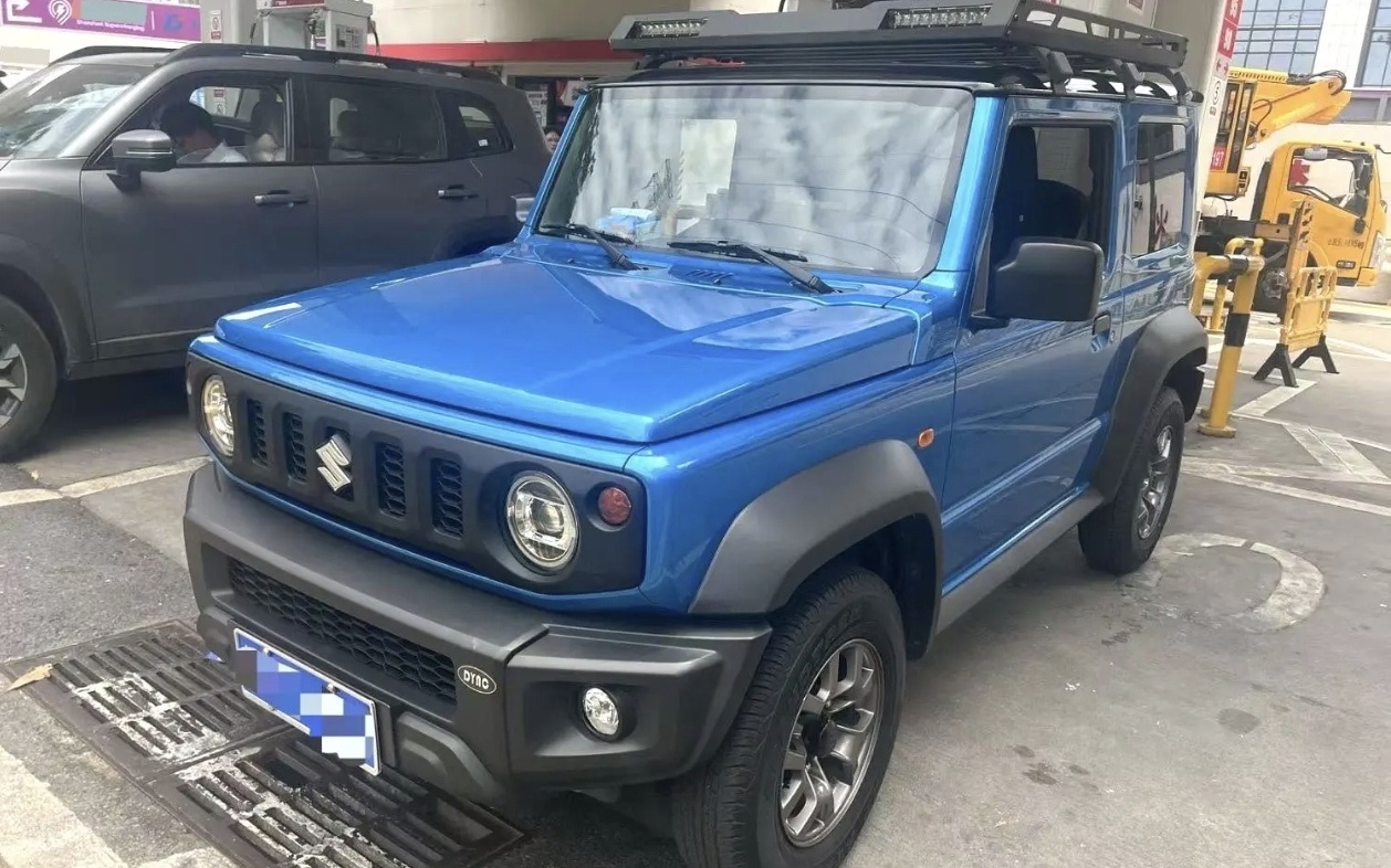 Suzuki Jimny (Imported) 2024 #2 Suzuki Jimny (Imported) 2024 car image #2